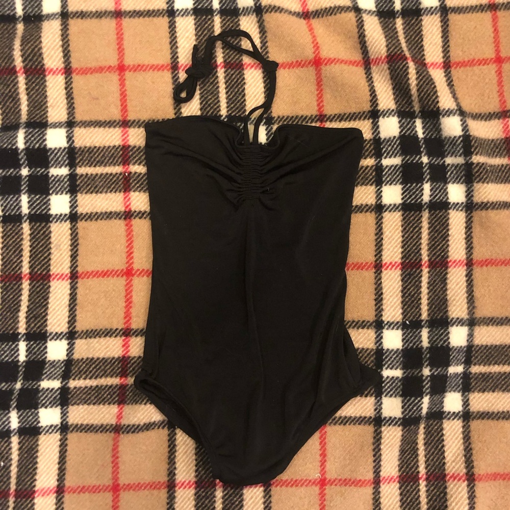 COLLECTION’S SEASON: S/S Zara cami bodysuit